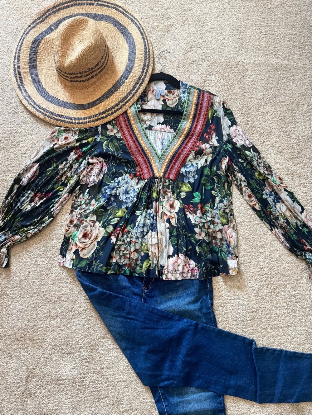 Anthropologie Blank London Floral Boho Crochet Trim V-Neck Blouse Medium